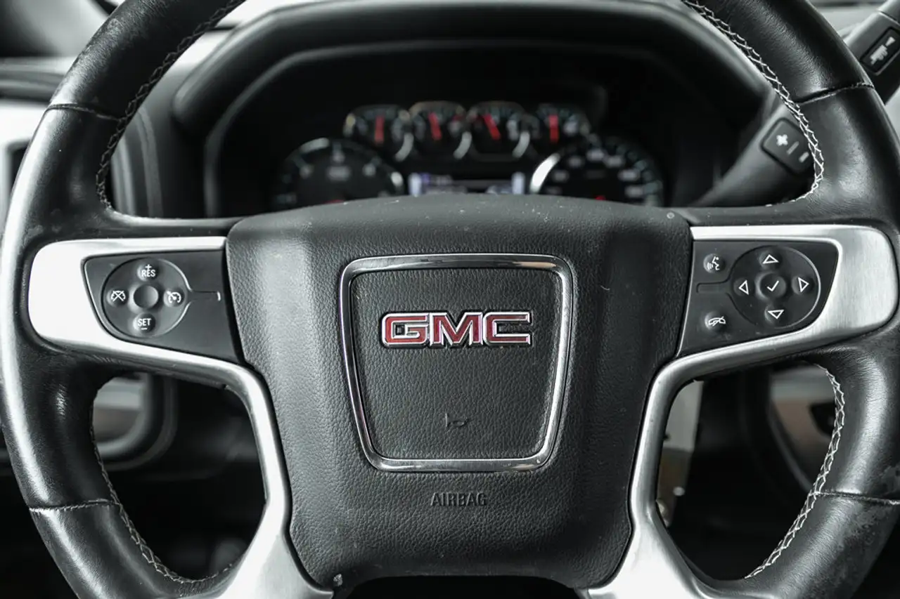 GMC Sierra 1500 снимка GMC Sierra 1500
