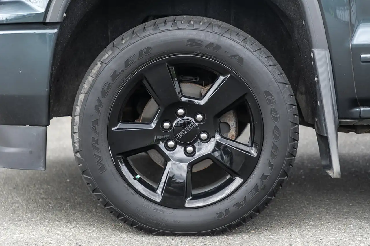 GMC Sierra 1500 снимка GMC Sierra 1500