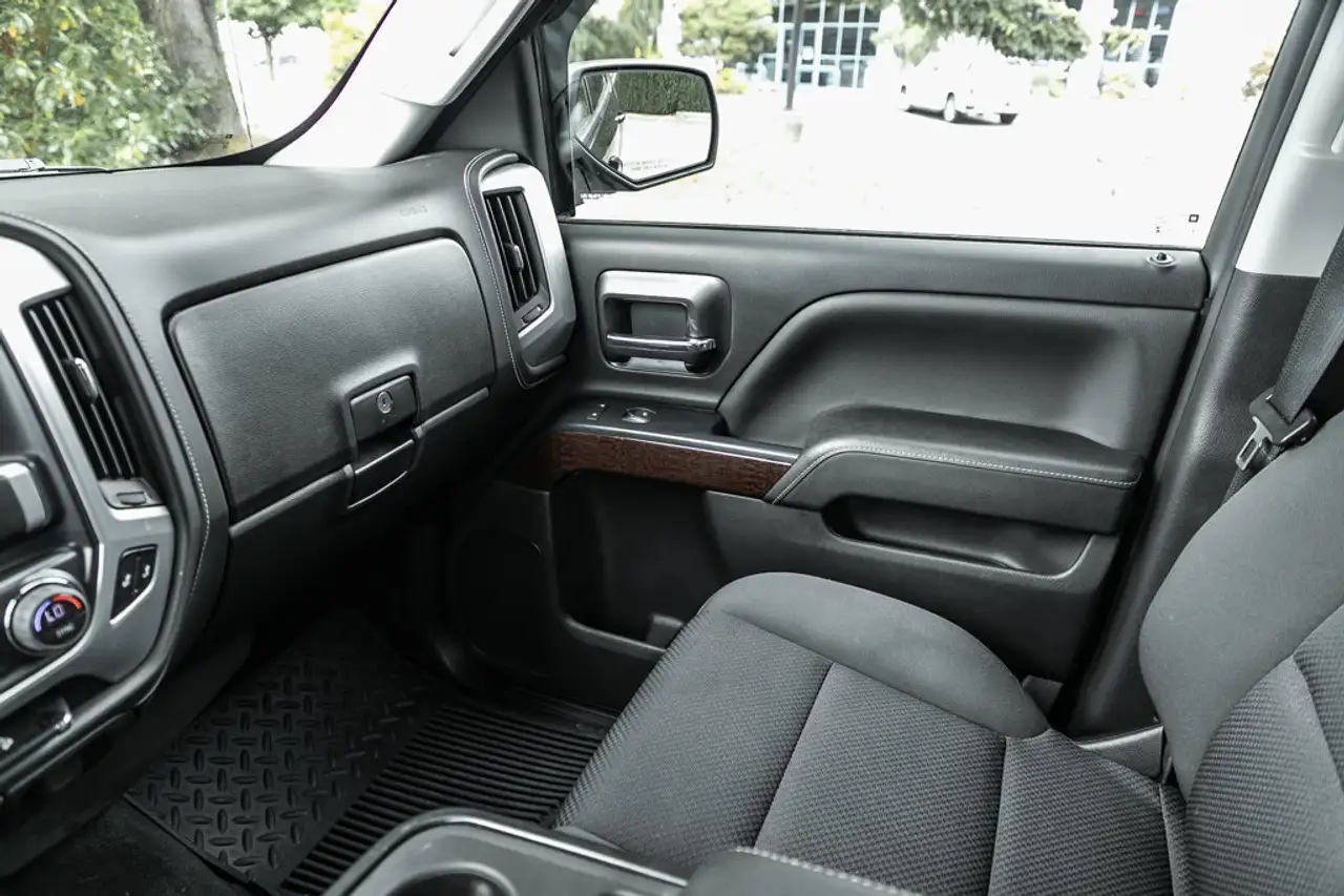 GMC Sierra 1500 снимка GMC Sierra 1500