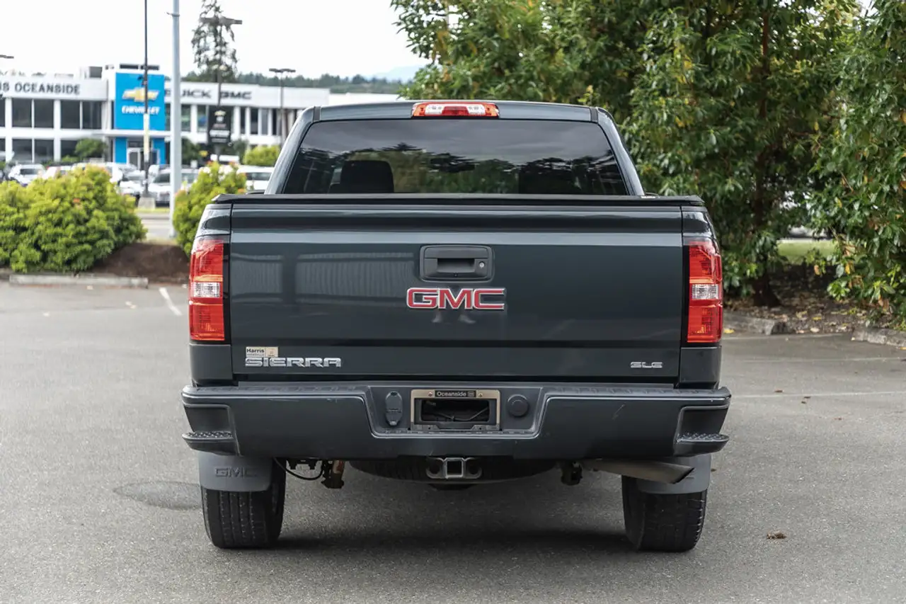 GMC Sierra 1500 снимка GMC Sierra 1500