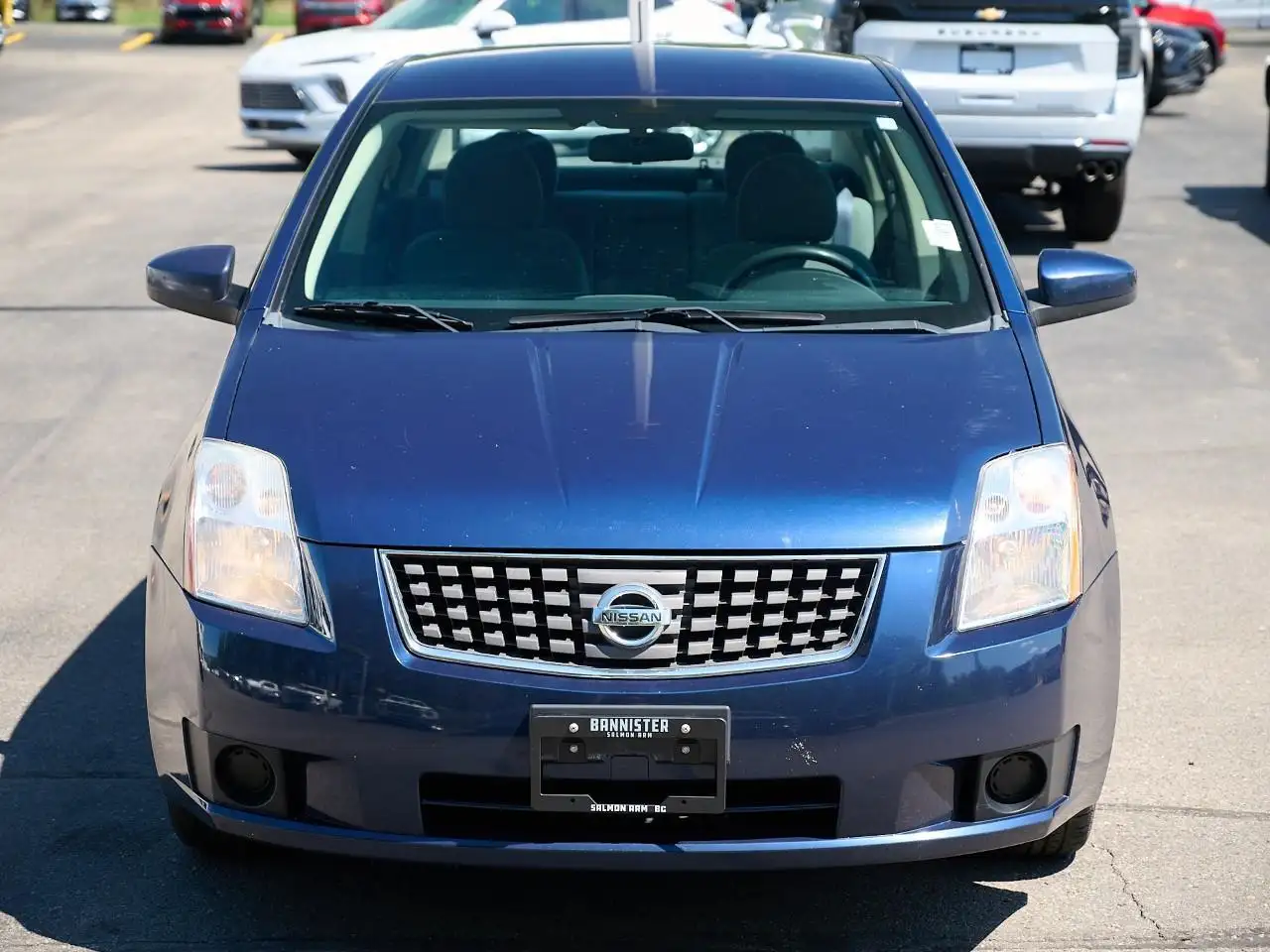 Nissan Sentra снимка Nissan Sentra