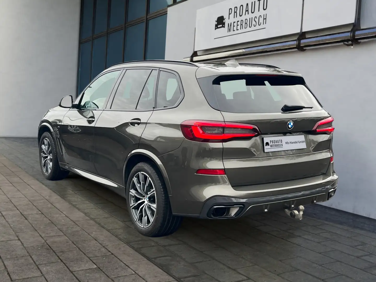 BMW X5 xDrive 30d M Sport AHK/ACC/HUD/PANO/STNDHZNG Grau - 2