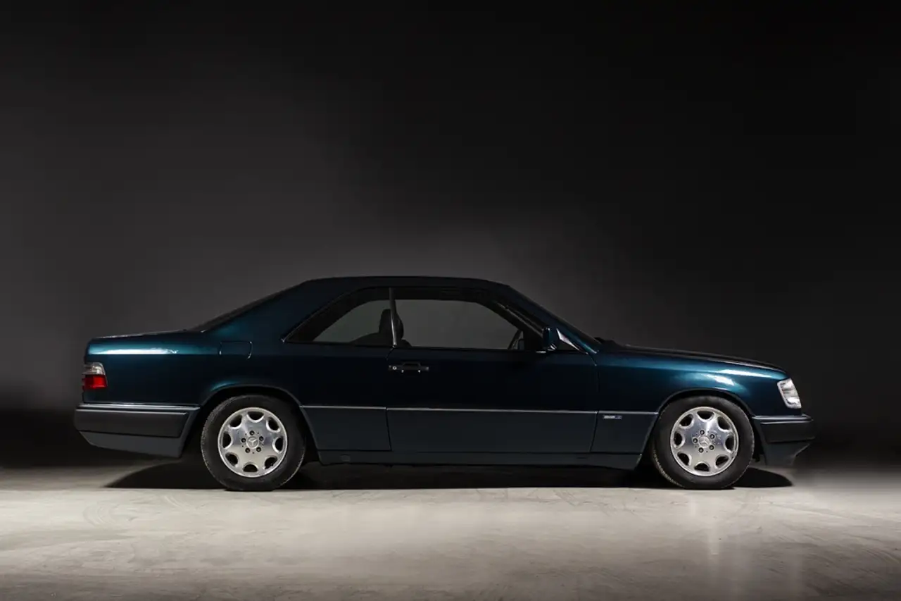 Mercedes-Benz E 320 Coupé, foto 2