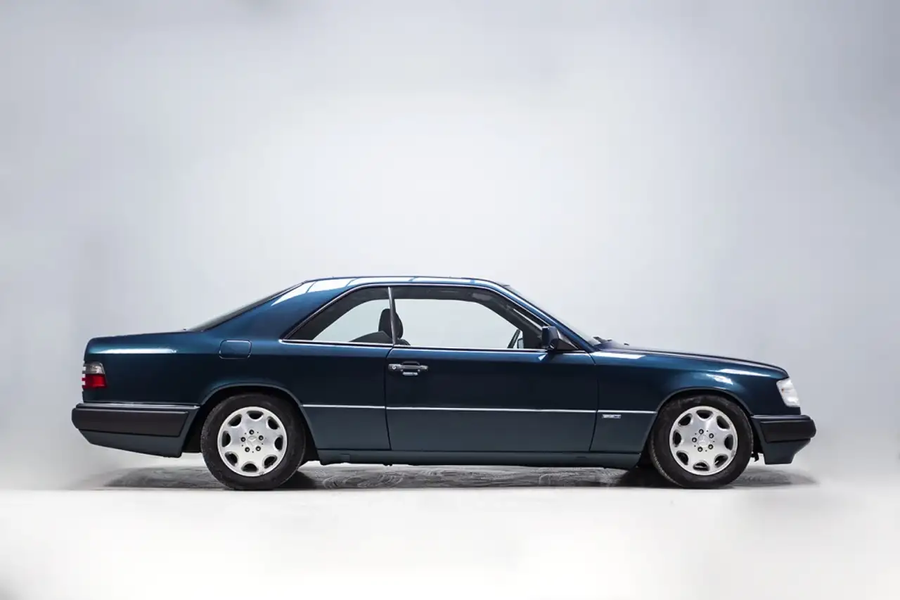 Mercedes-Benz E 320 Coupé, foto 6