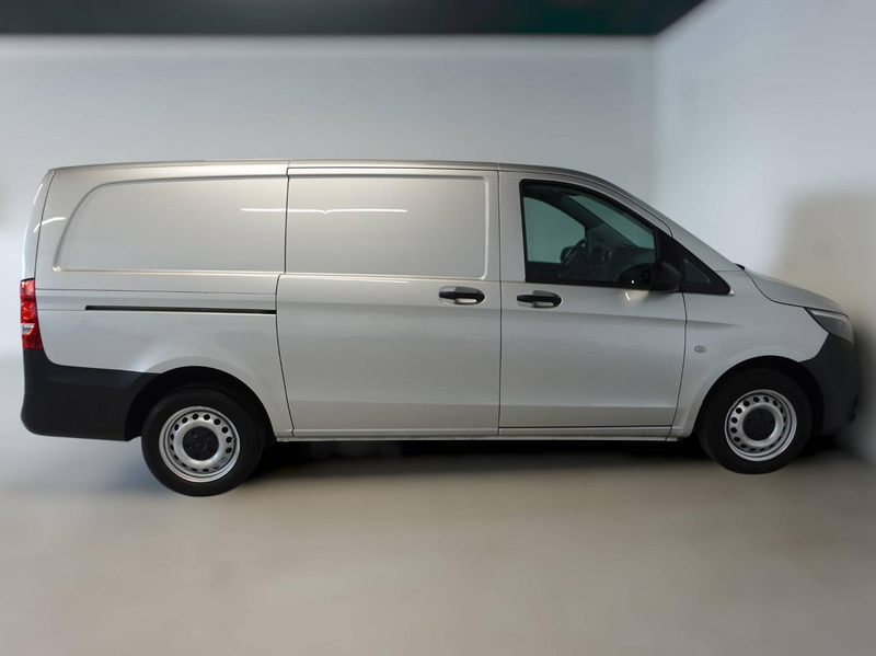 Mercedes-Benz Vito 114 CDI RWD lang Klima RFK 1. Hand TÜV Neu — photo 5