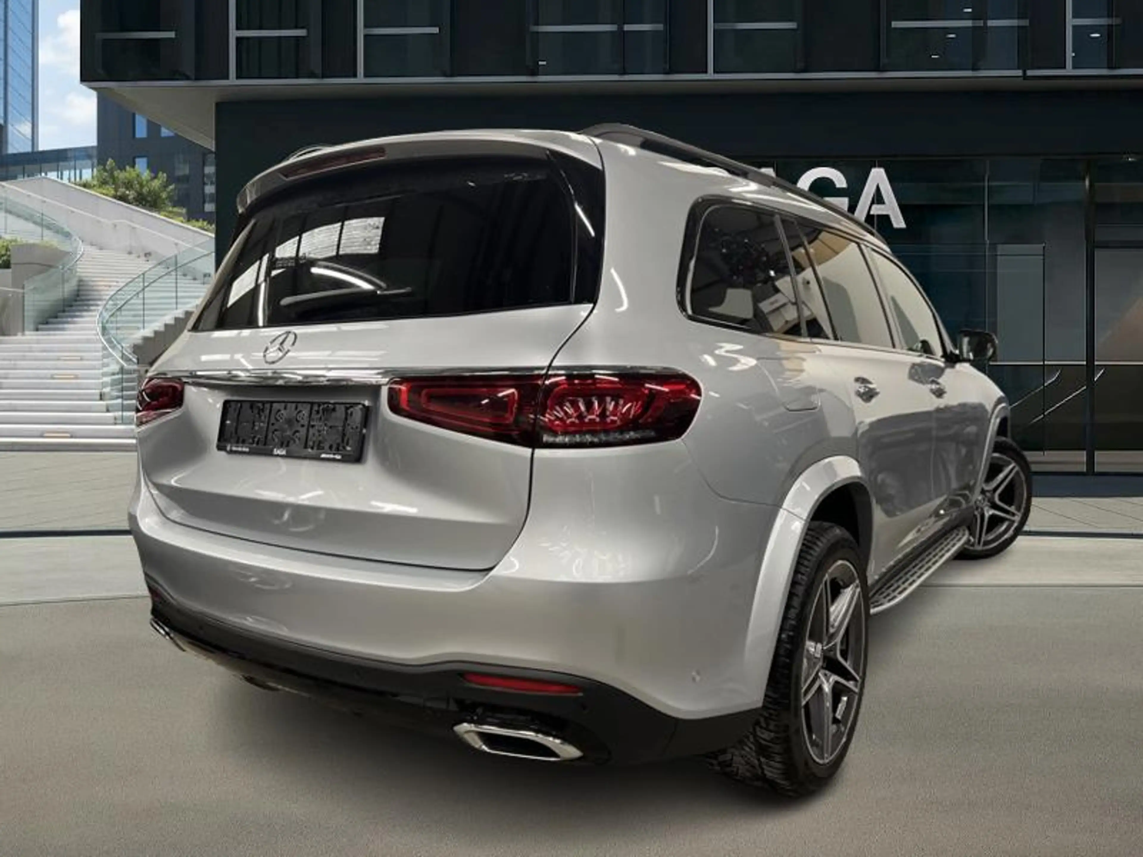Mercedes-Benz GLS 450 4MATIC AMG 7 places Attelage Pano — photo 2