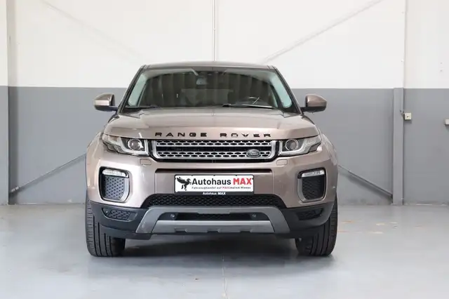 Land Rover Range Rover Evoque view 5