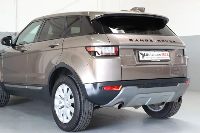 Land Rover Range Rover Evoque view 10