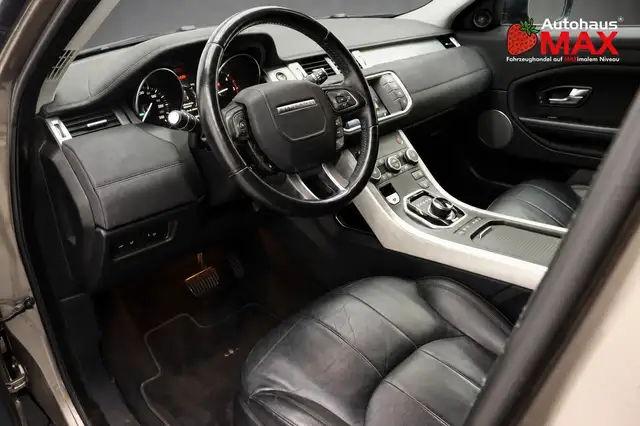 Land Rover Range Rover Evoque view 11