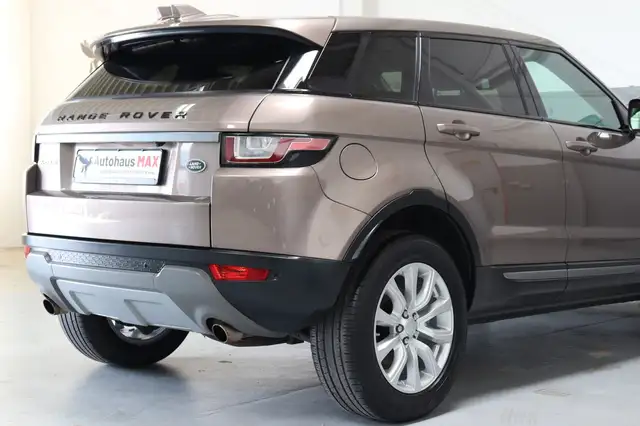 Land Rover Range Rover Evoque view 8