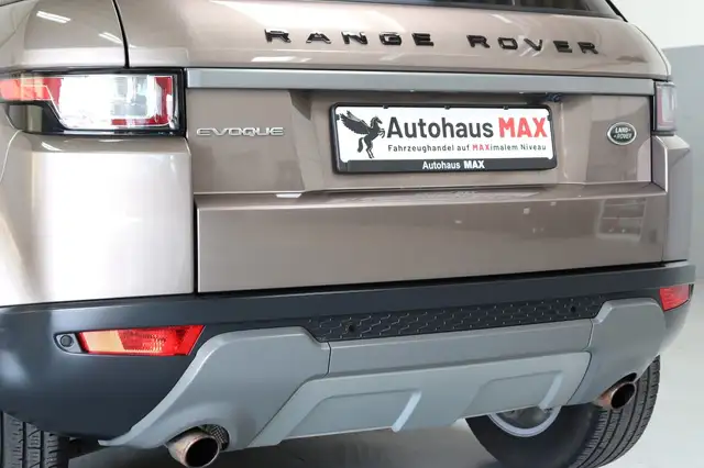Land Rover Range Rover Evoque view 12