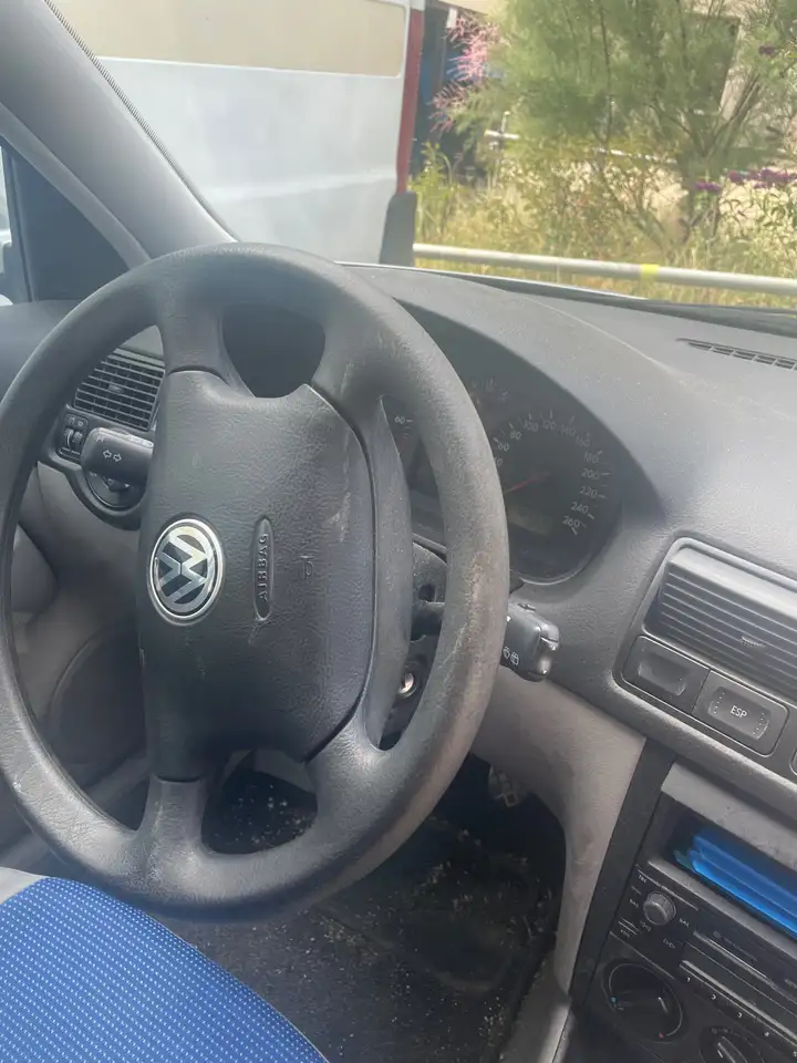 Volkswagen Golf 1.6, foto 3