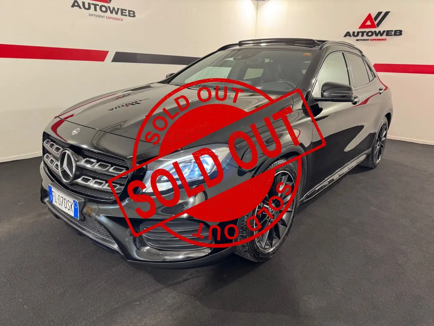 Mercedes-Benz GLA 200 GLA 200 d Premium Schwarz - 1