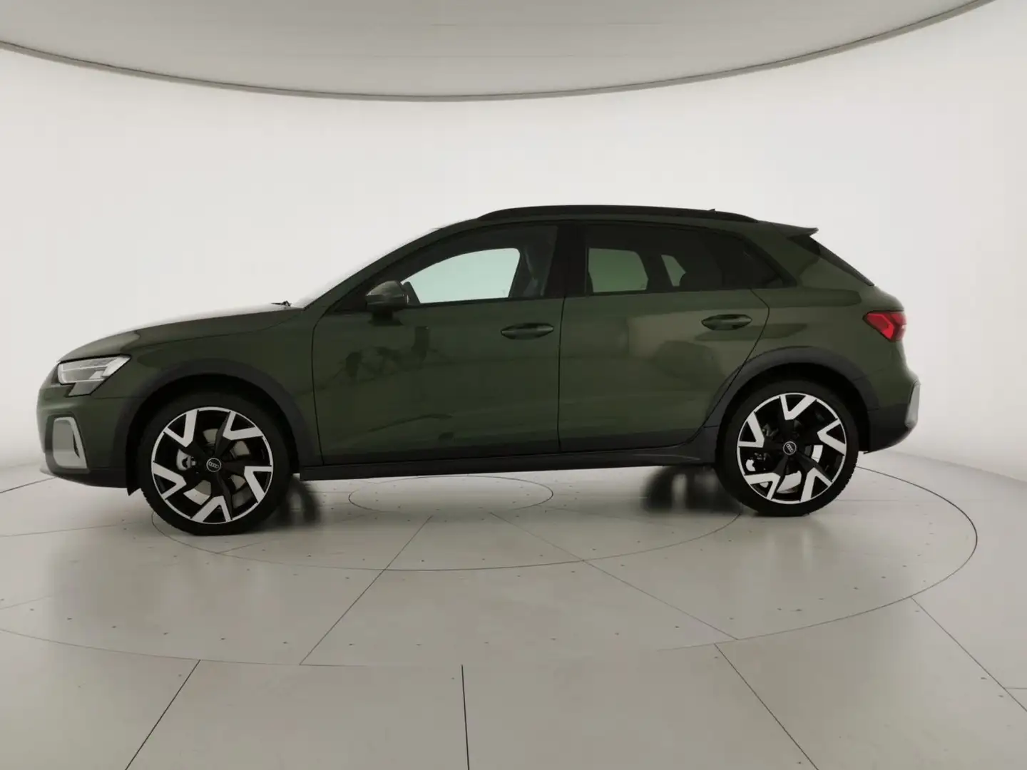 Audi A3 allstreet 35 TDI S tronic Identity Contrast - 2