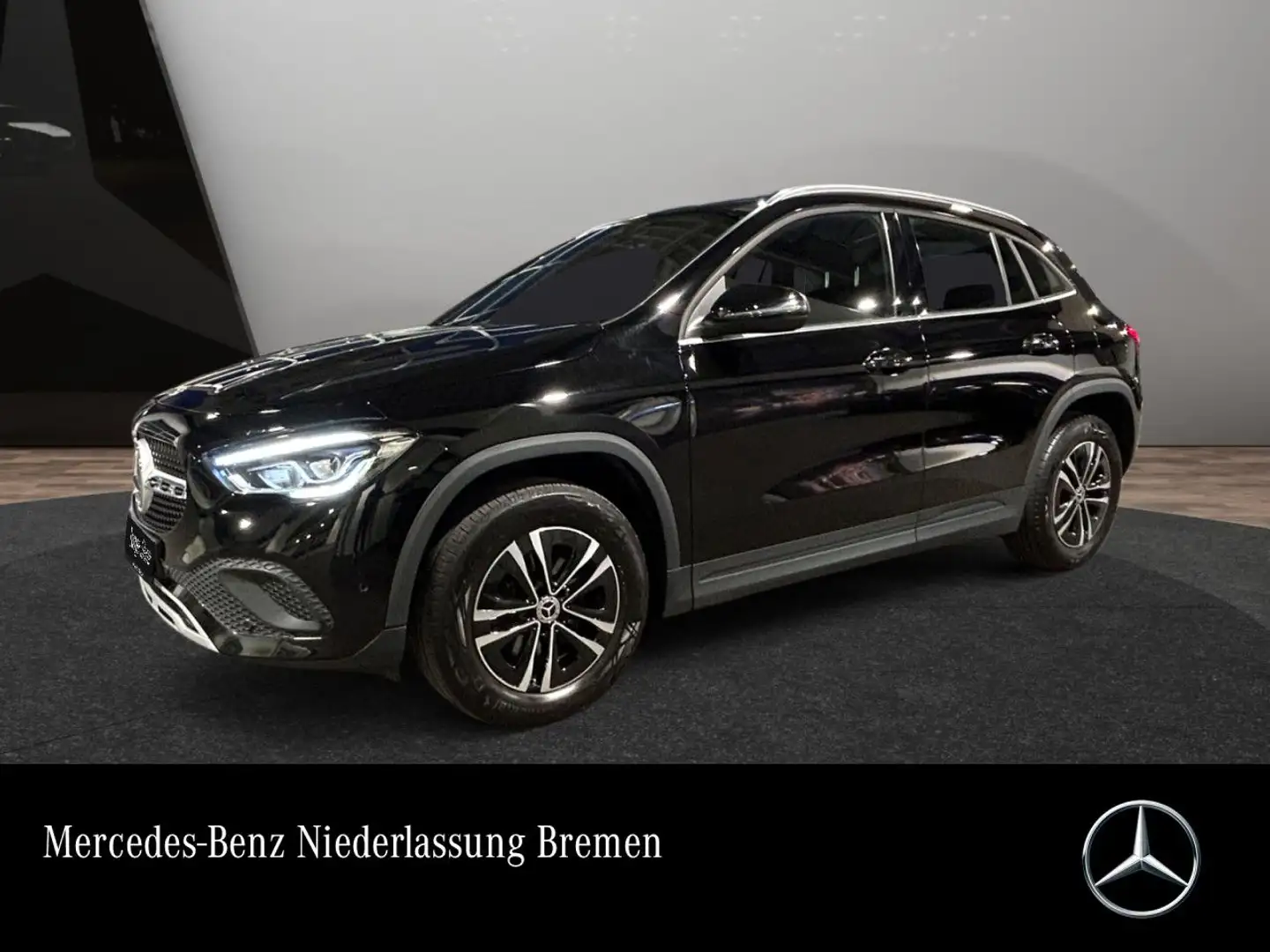 Mercedes-Benz GLA 200 d STYLE+LED+8G Schwarz - 1