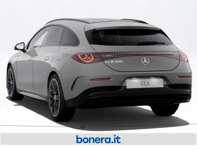 Mercedes-Benz Cla view 4