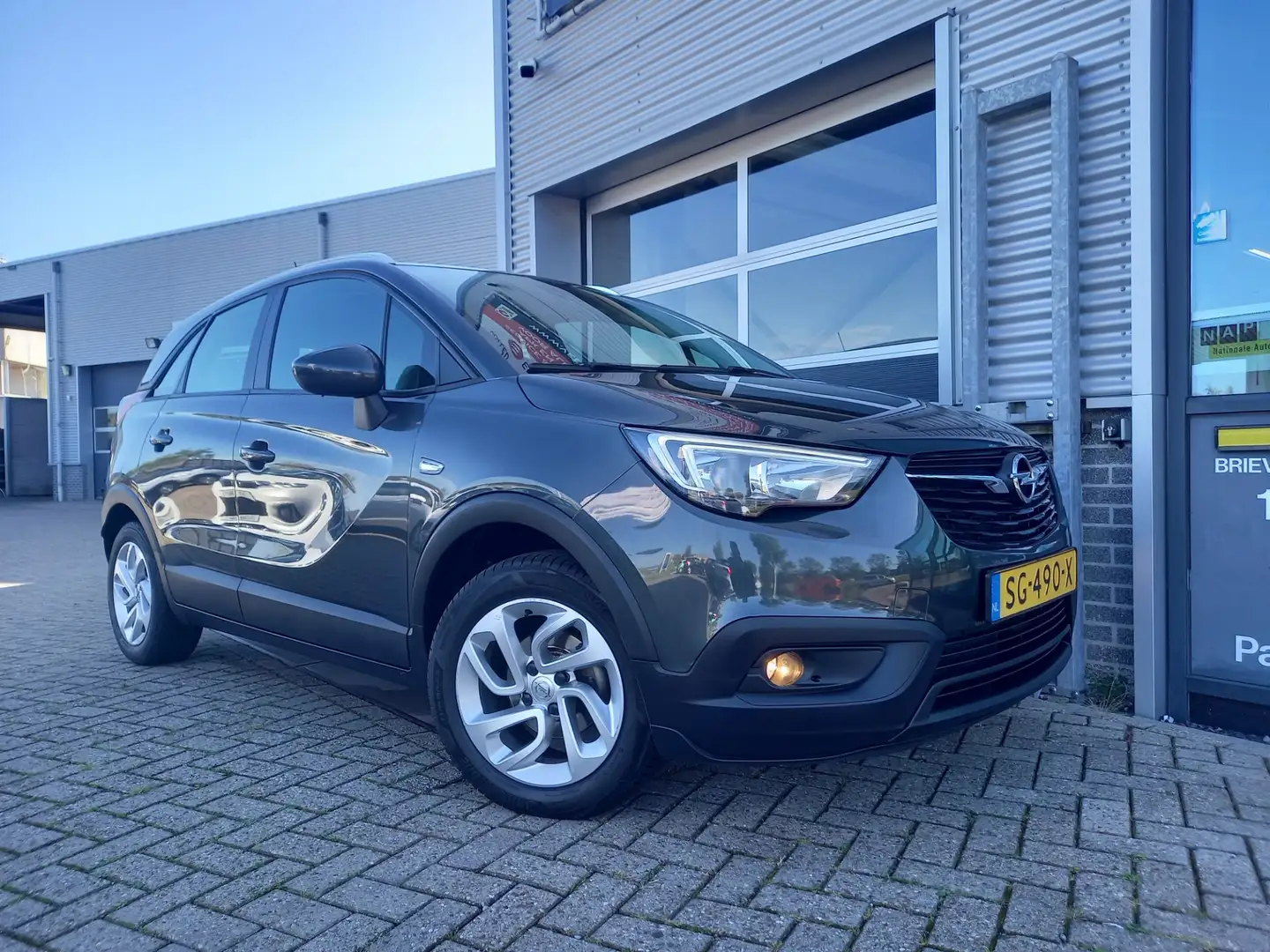 Opel Crossland X 1.2 Online Edition - CARPLAY / ANDROID - PDC - NAV Grijs - 2