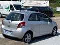 Toyota Yaris 1.4 D4-D Limited Edition Gris - thumbnail 2