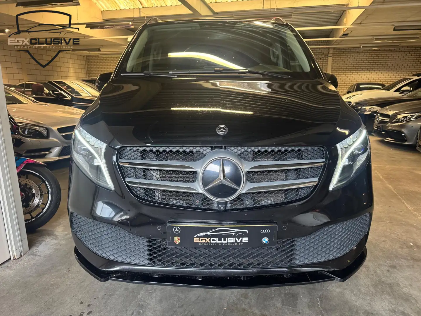 Mercedes-Benz V 220 220d 4-MATIC Lang DC AMG ACC/360Cam/20' Zwart - 2