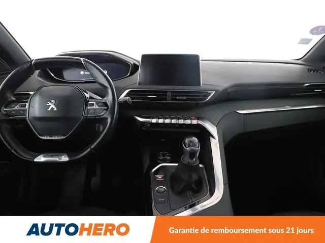 Peugeot 5008 view 12