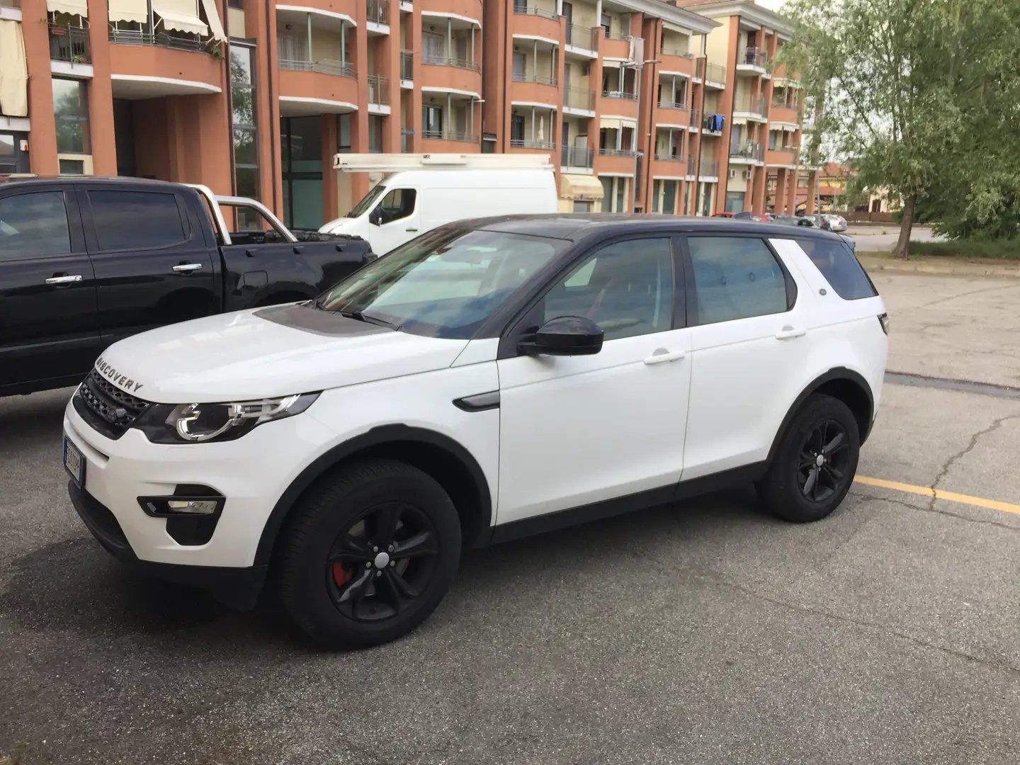 Land Rover Discovery Sport Discovery Sport N1 autocarro Bianco - 1