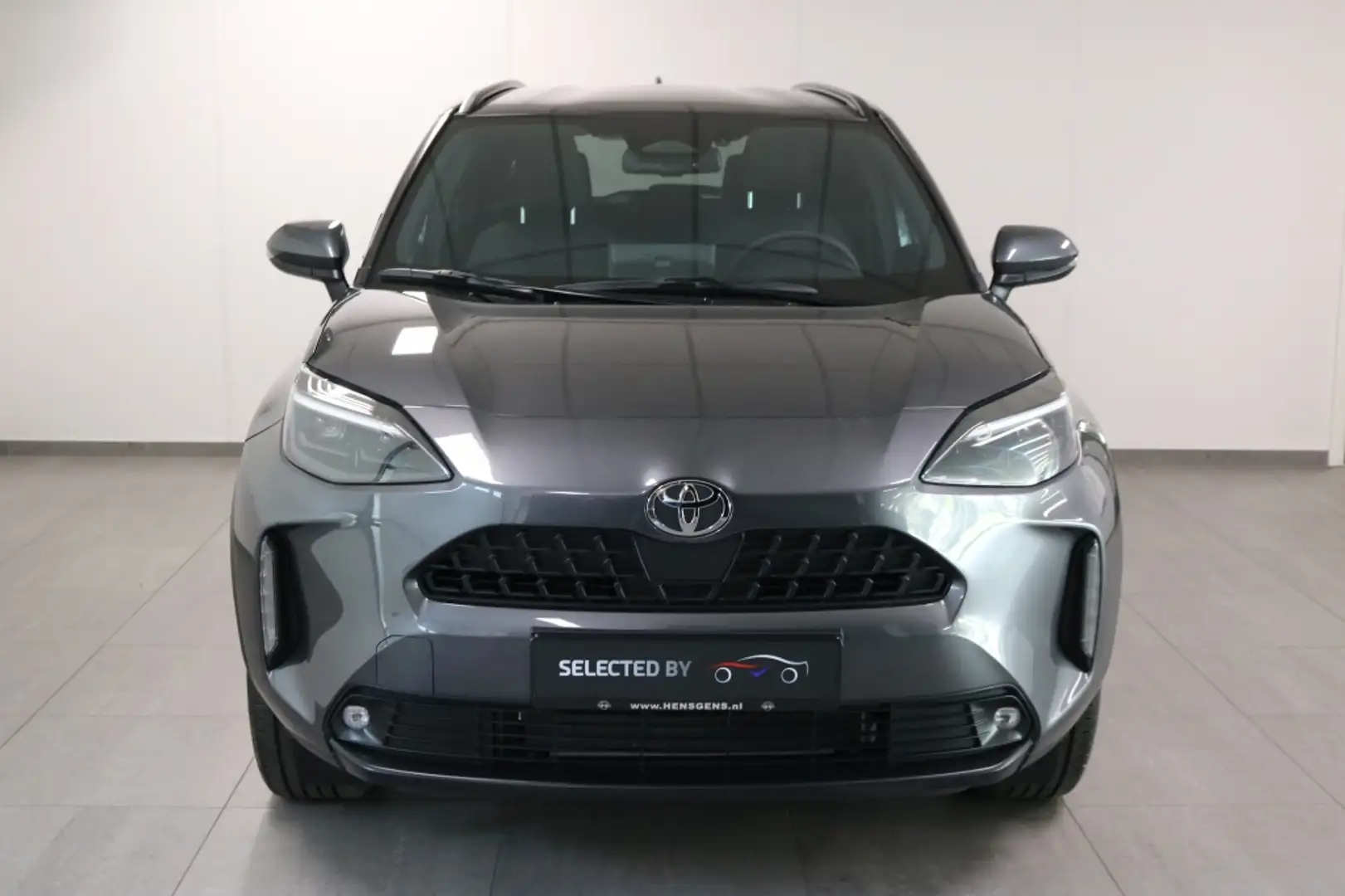 Toyota Yaris Cross 1.5 Hybrid 115 Dynamic | Te Bestellen Grijs - 2