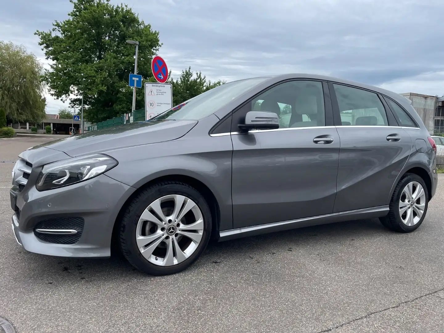 Mercedes-Benz B 180 B -Klasse B 180 CDI / d Nur 19888KM Gris - 2