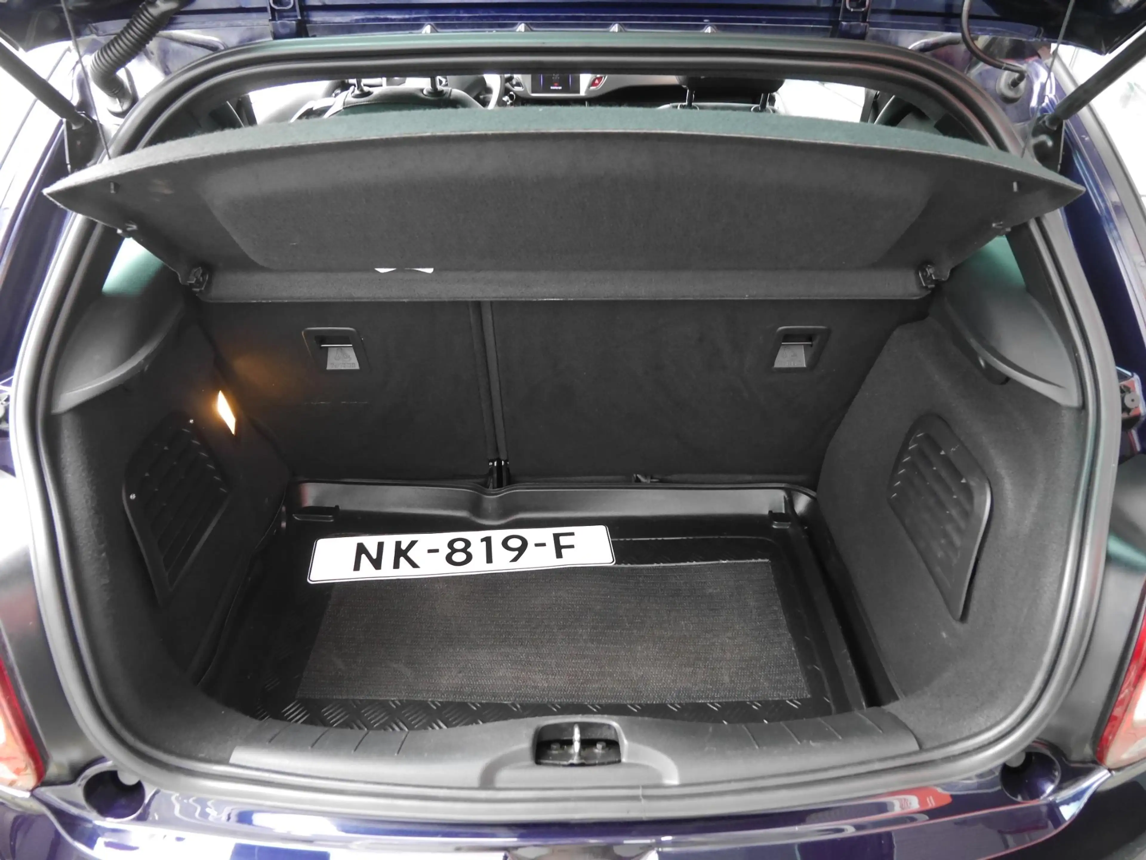 DS Automobiles DS 3 1.2 PureTech So Chic | Lage kmstand | Navigatie | — photo 11