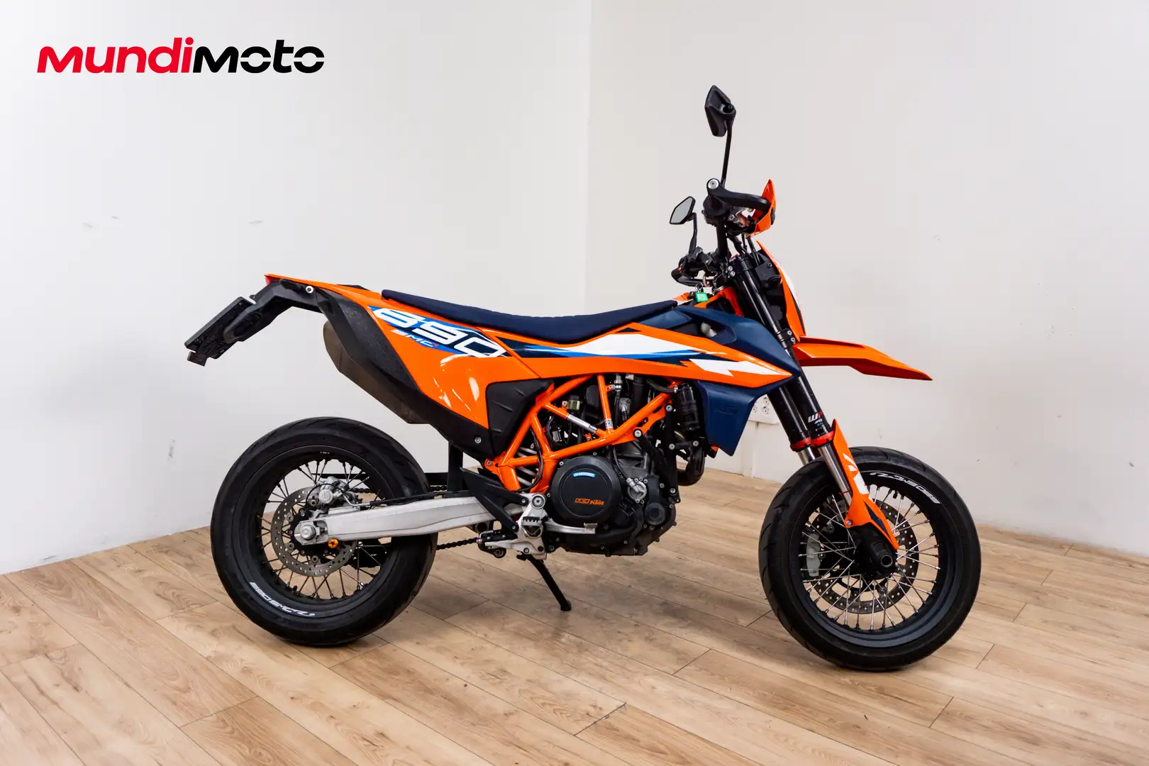 KTM 690 SMC - 1