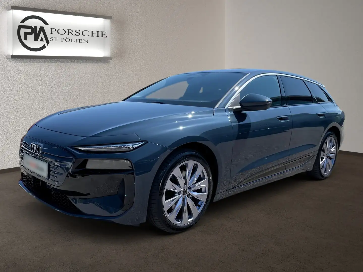 Audi A6 e-tron Blau - 2