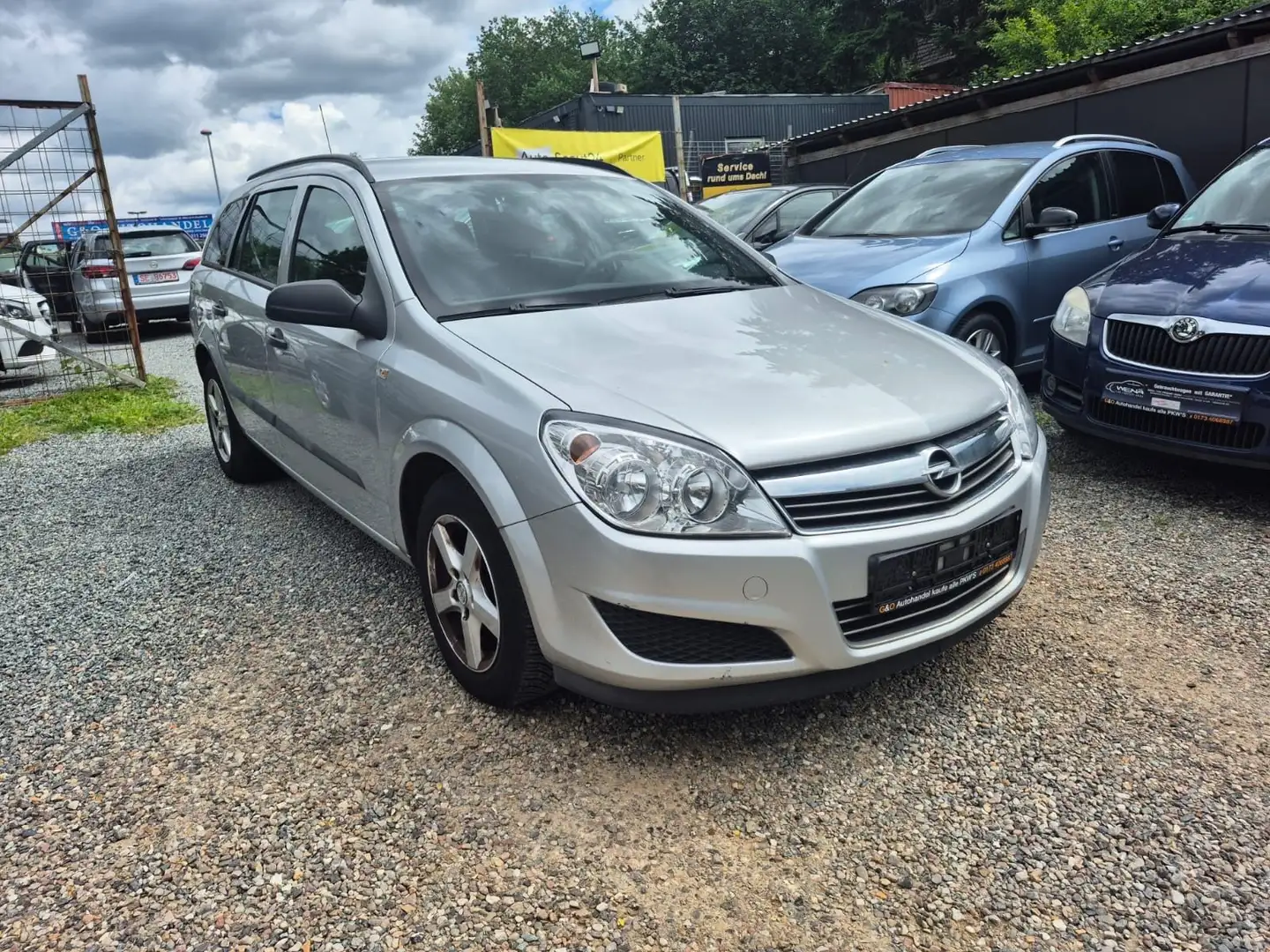 Opel Astra H Caravan *AHK*TÜV NEU Silber - 1