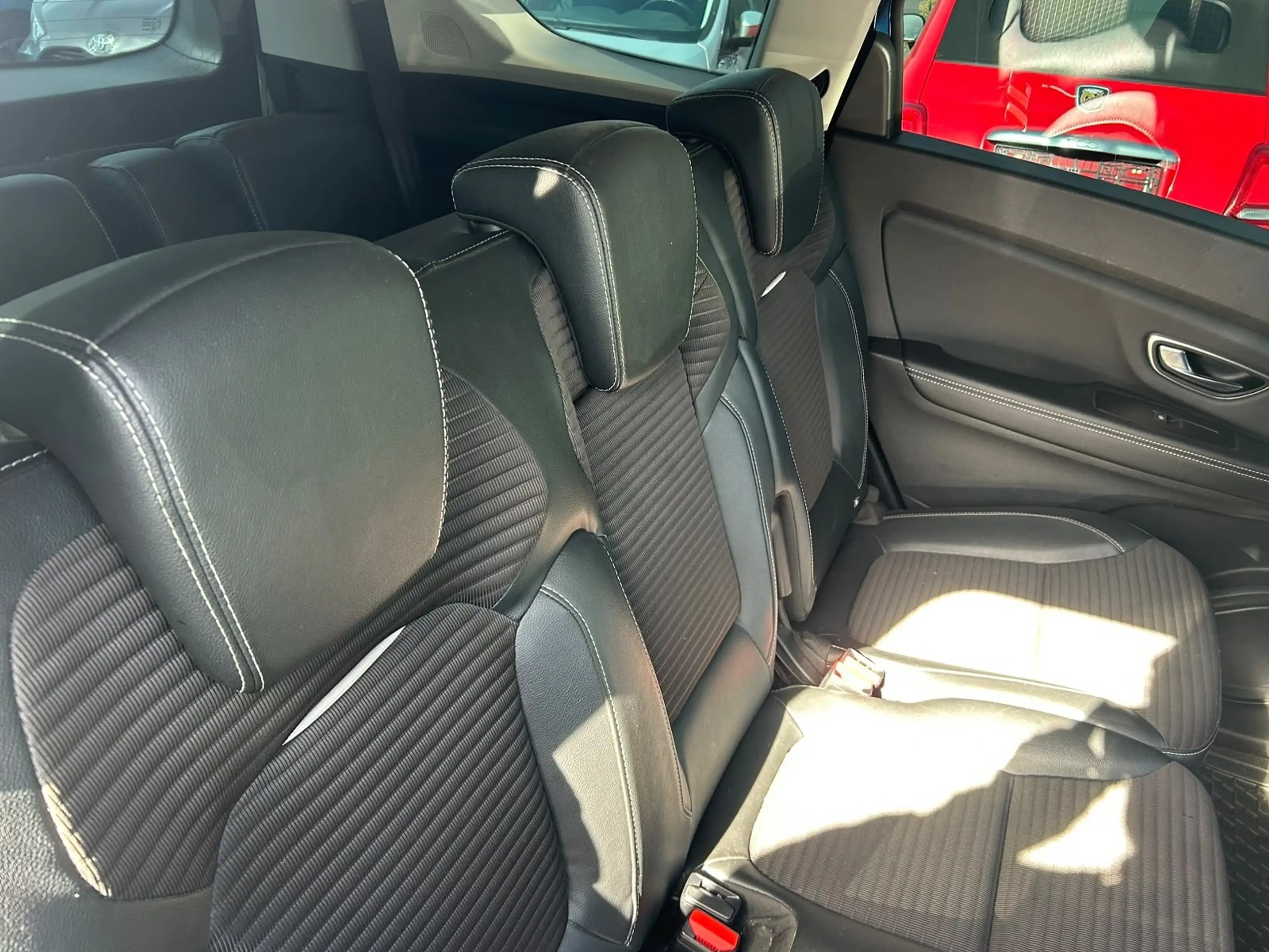 Renault Grand Scenic Grand Scénic 1.33 TCe Bose Edition EDC GPF (EU6.2) — photo 15