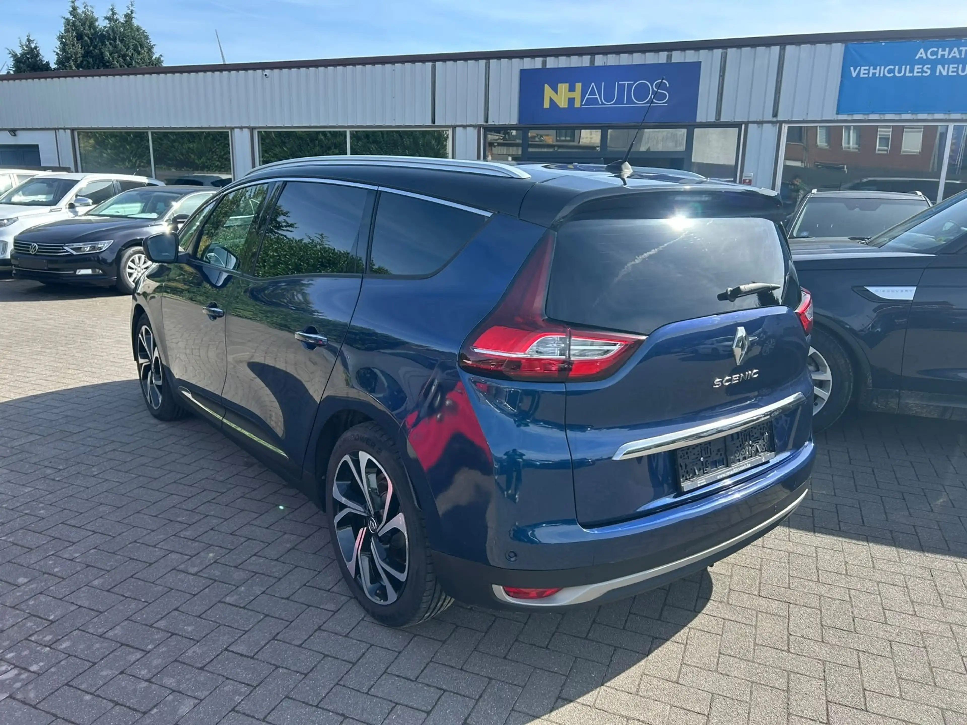 Renault Grand Scenic Grand Scénic 1.33 TCe Bose Edition EDC GPF (EU6.2) — photo 2