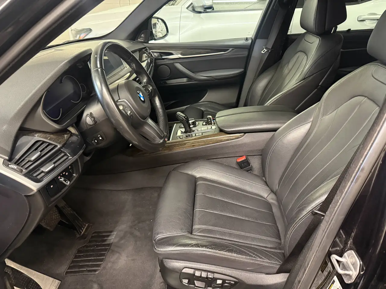 BMW X5 снимка BMW X5
