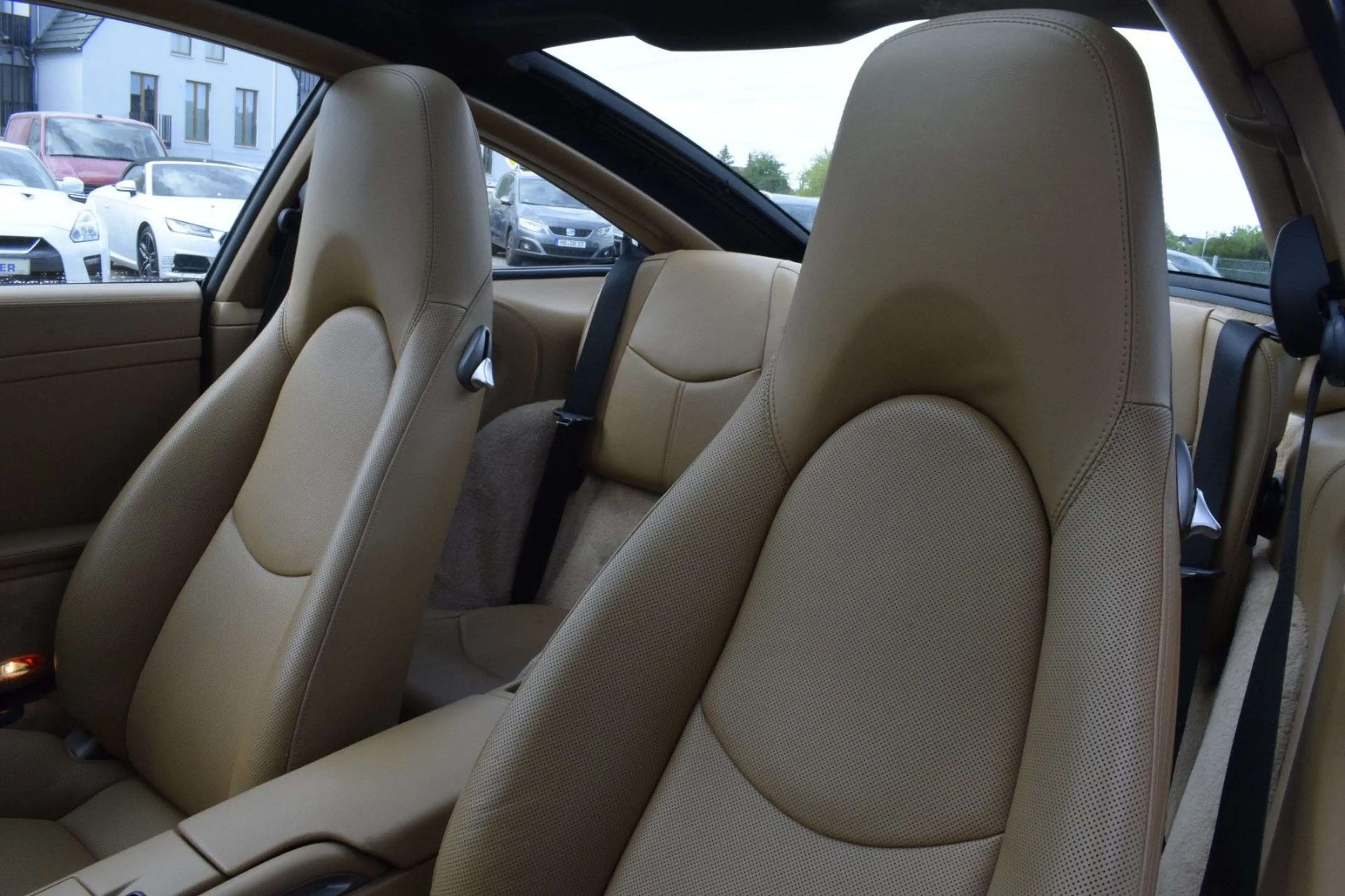 Porsche 911 Targa 4 S Panorama Navi Tempomat SHZ+Lüft — photo 9