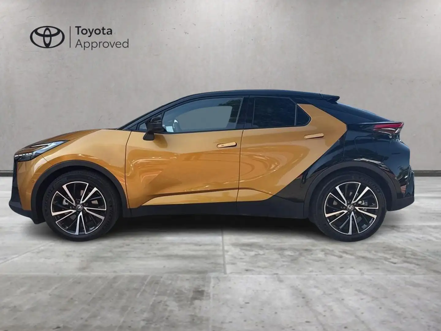 Toyota C-HR C-HR 2.0 phev Lounge Premiere fwd e-cvt AZIENDALE Oro - 2