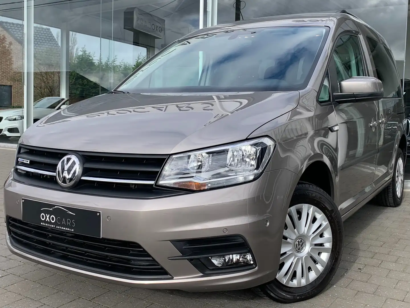 Volkswagen Caddy 1.4 TGI Essence + CNG / Boite Auto DSG / CarPlay / Бежевий - 1