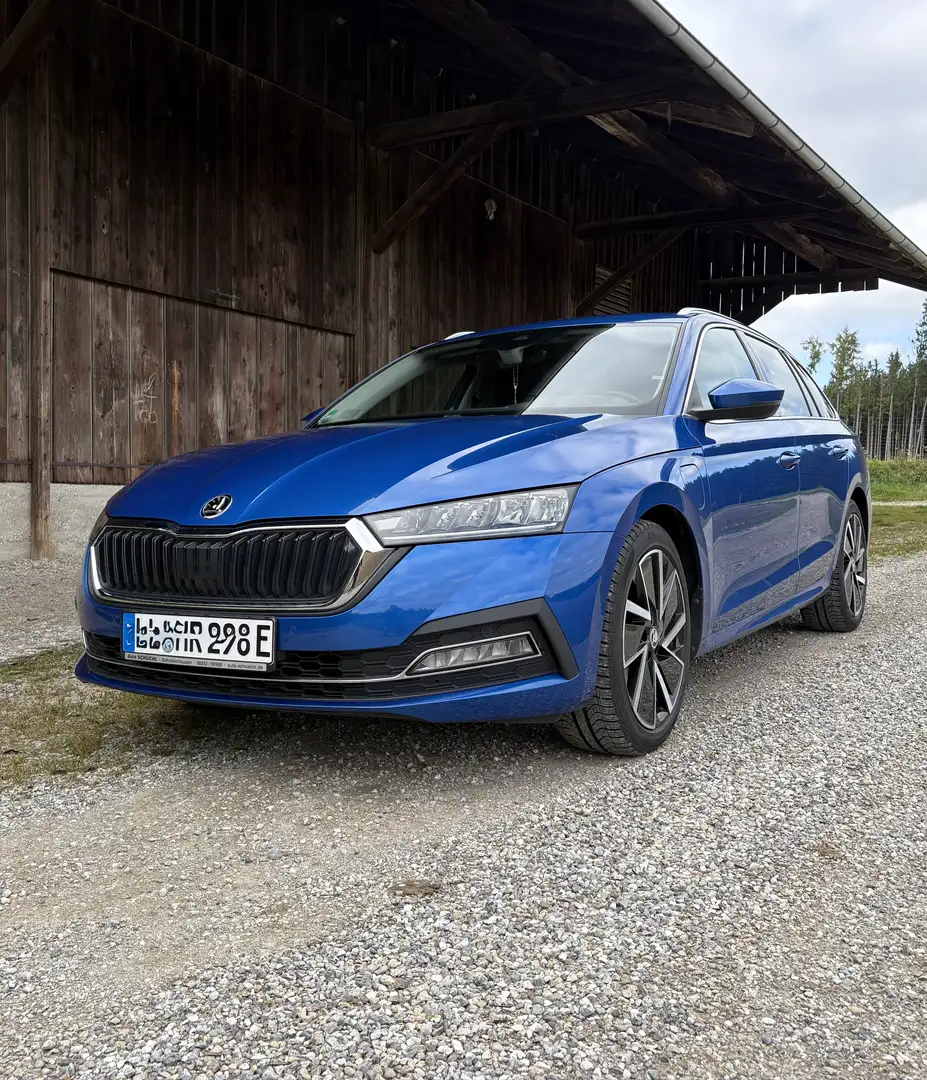 Skoda Octavia First Edition iV Blau - 1