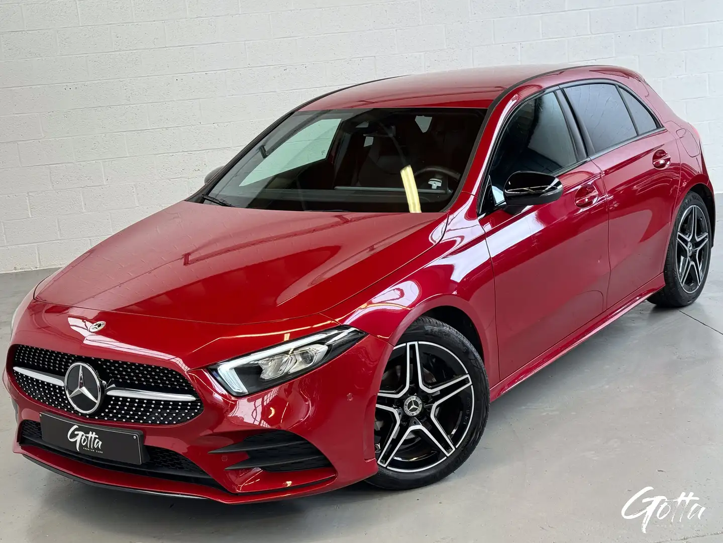 Mercedes-Benz A 180 136CH *** PACK AMG INT-EXT/GPS/ PACK NIGHT Rot - 1