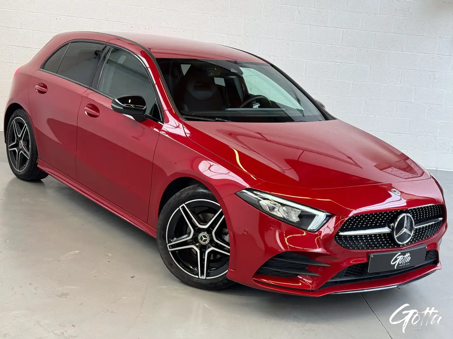 Mercedes-Benz A 180 136CH *** PACK AMG INT-EXT/GPS/ PACK NIGHT Rot - 2