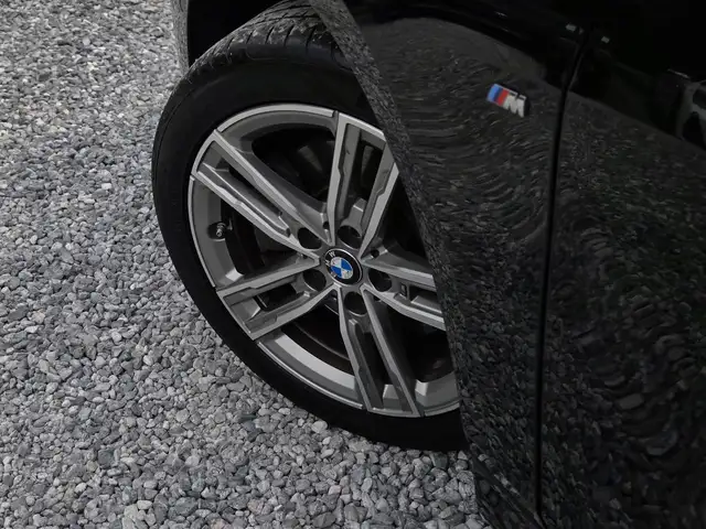 BMW M view 6