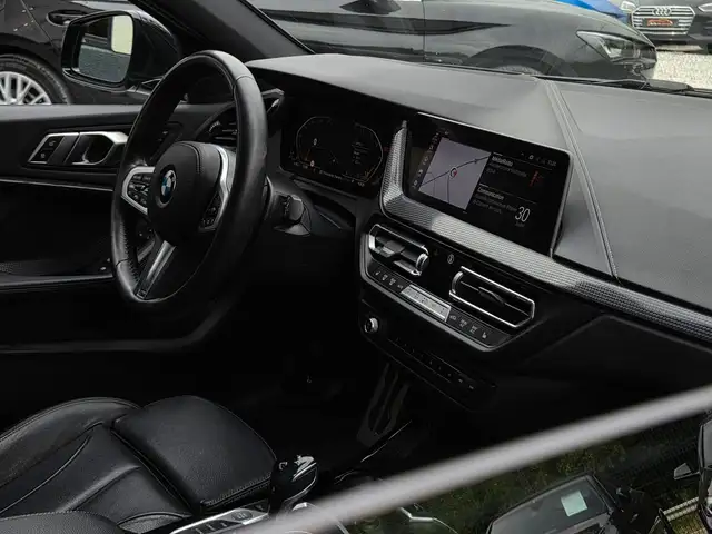 BMW M view 11