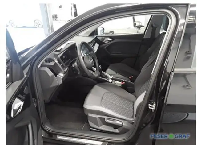 Audi A1 view 4