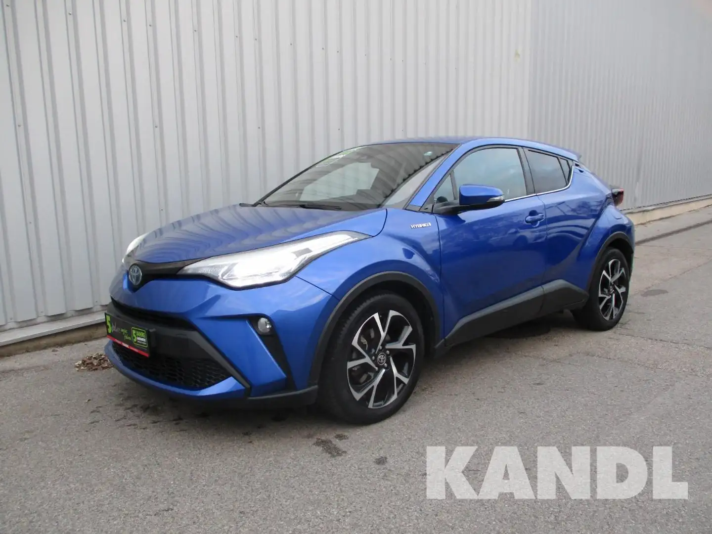 Toyota C-HR 1.8 Hybrid C-LUB CVT Blau - 1