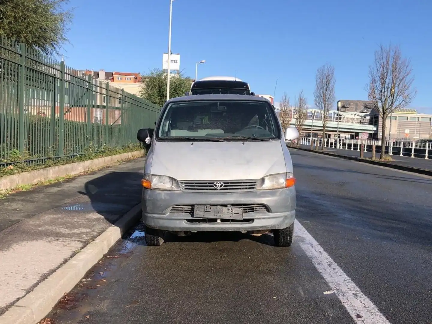 Toyota Hiace 2.4 D LX - 2