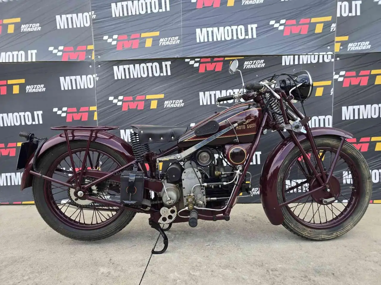 Moto Guzzi Sport 15