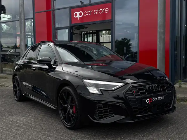 Audi S3 view 3