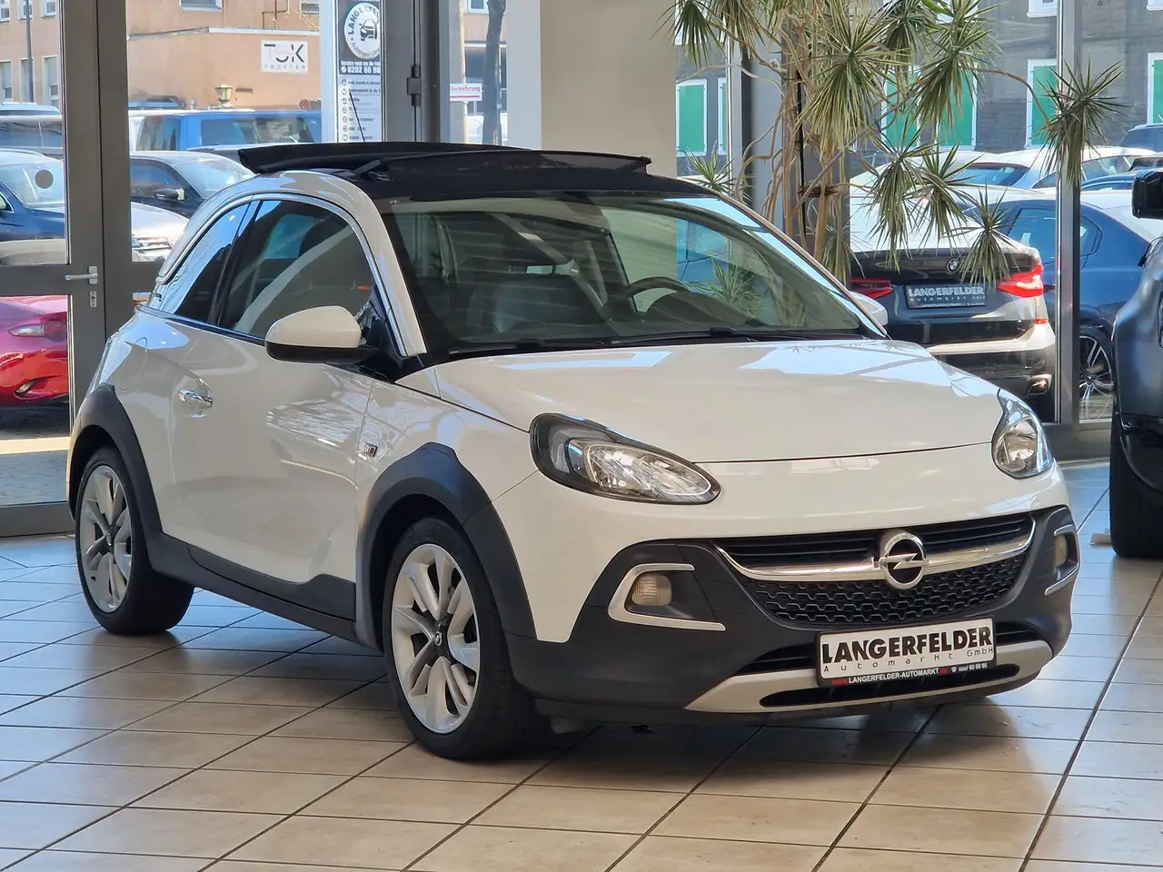 Opel Adam