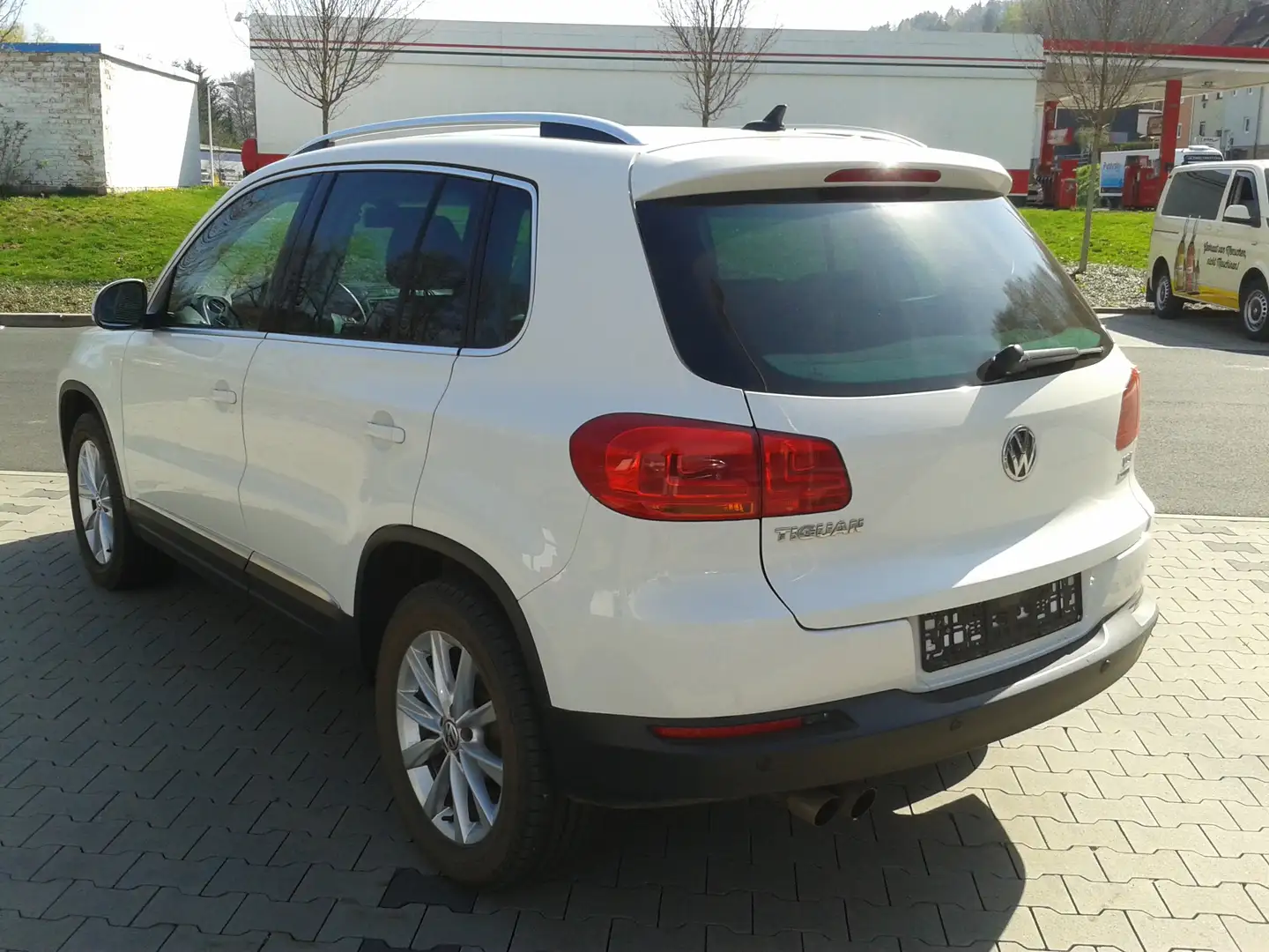 Volkswagen Tiguan Tiguan 2.0 TDI DPF BlueMotion Technology Sport Weiß - 2