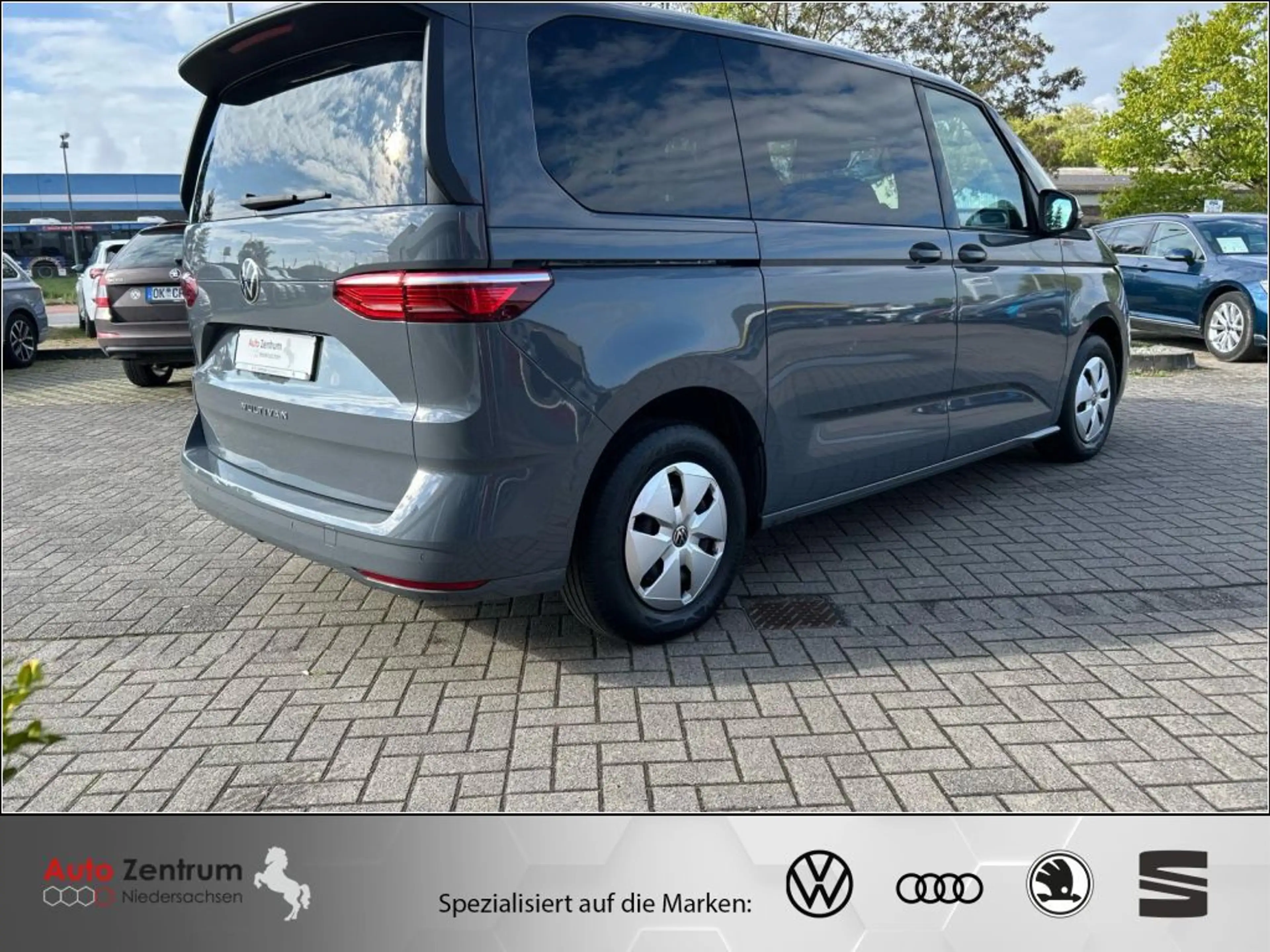 Volkswagen Transporter T7 Multivan 7-Sitzer AZN-Haus-FÖRDERNG* AHK Kamera — photo 6